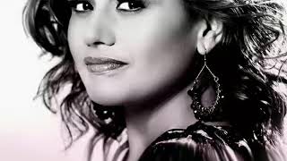 PERFUME A TUS PIES// MARCELA GÁNDARA