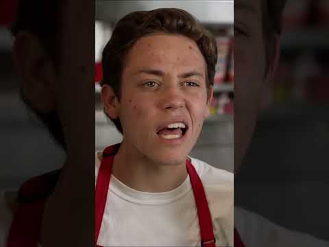 Carl Stops a Robbery Singlehandedly | Shameless