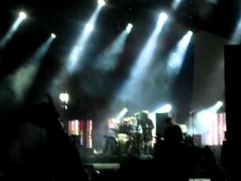 Donots - Dead Man Walking LIVE @ Deichbrand 2011