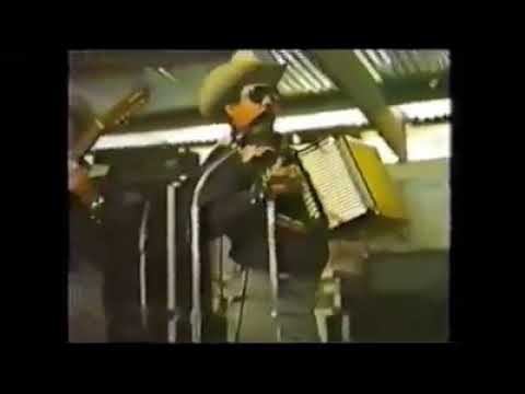 POPURRI _ LOS TREMENDOS GAVILANES JUAN TORRES Y SALOMÓN PRADO