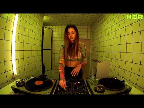 Shaleen | HÖR - Jan 18 / 2022