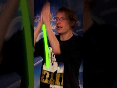 Video Thumbnail: Kult-Kandidat Alfi in Staffel 8 am Mikro #dsds