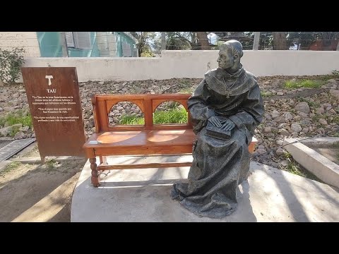 Visitamos la casa natal del Beto Mamerto Esquíu 
