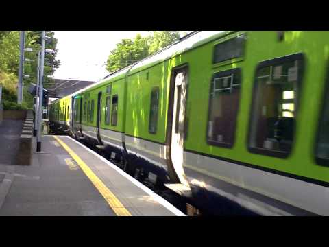 Commuter class 29000 DMU at speed in Shankill Station