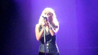 Carrie Underwood Praying For Time - Highland Heights