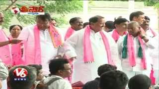 Telangana Government appoints D Srinivas as Special Advisor | Teenmaar News | V6News