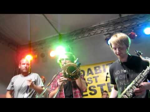 Turmstraßenfest 2011: Mrs. Winterbottom - Der große Fisch