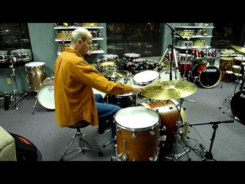 DW Classics Series Kit & Ludwig Black Magic Snare