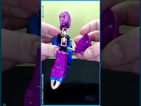 Target Exclusive! Transformers Legacy United Deluxe Squeezeplay & Voyager Tarn #Shorts