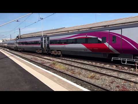 NI Railways 201 loco 8209 + Enterprise DVT 9003 depart Connolly for Belfast Central (26/5/17)