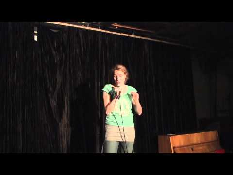 download lagu mp3 mp4 Villa Yoyo, download lagu Villa Yoyo gratis, unduh video klip Villa Yoyo