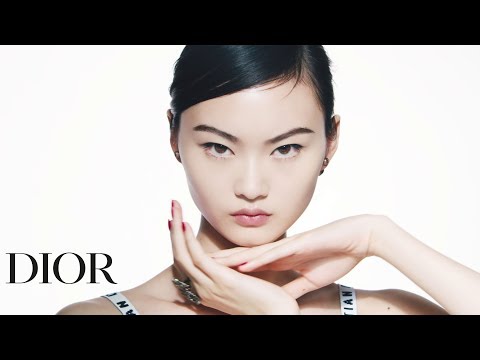 Christian Dior Diorshow On Stage Atsparus vandeniui Double-Ended Kohl Akių apvadas 176 Violetinė 1.2 g video