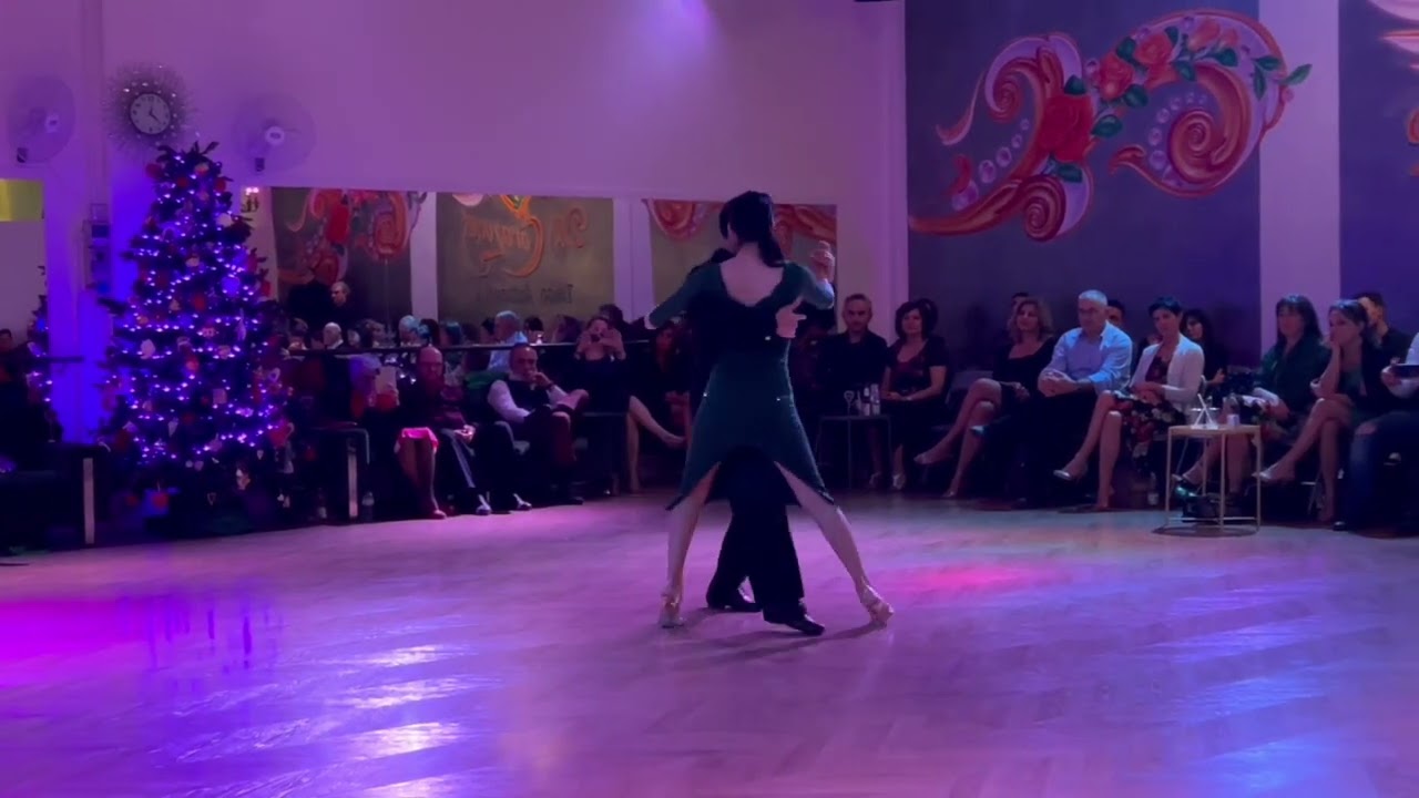 Yesica Esquivel & Ariel Leguizamon 1/4 - 2 Corazones Tango Accademia Rimini 9/12/2022
