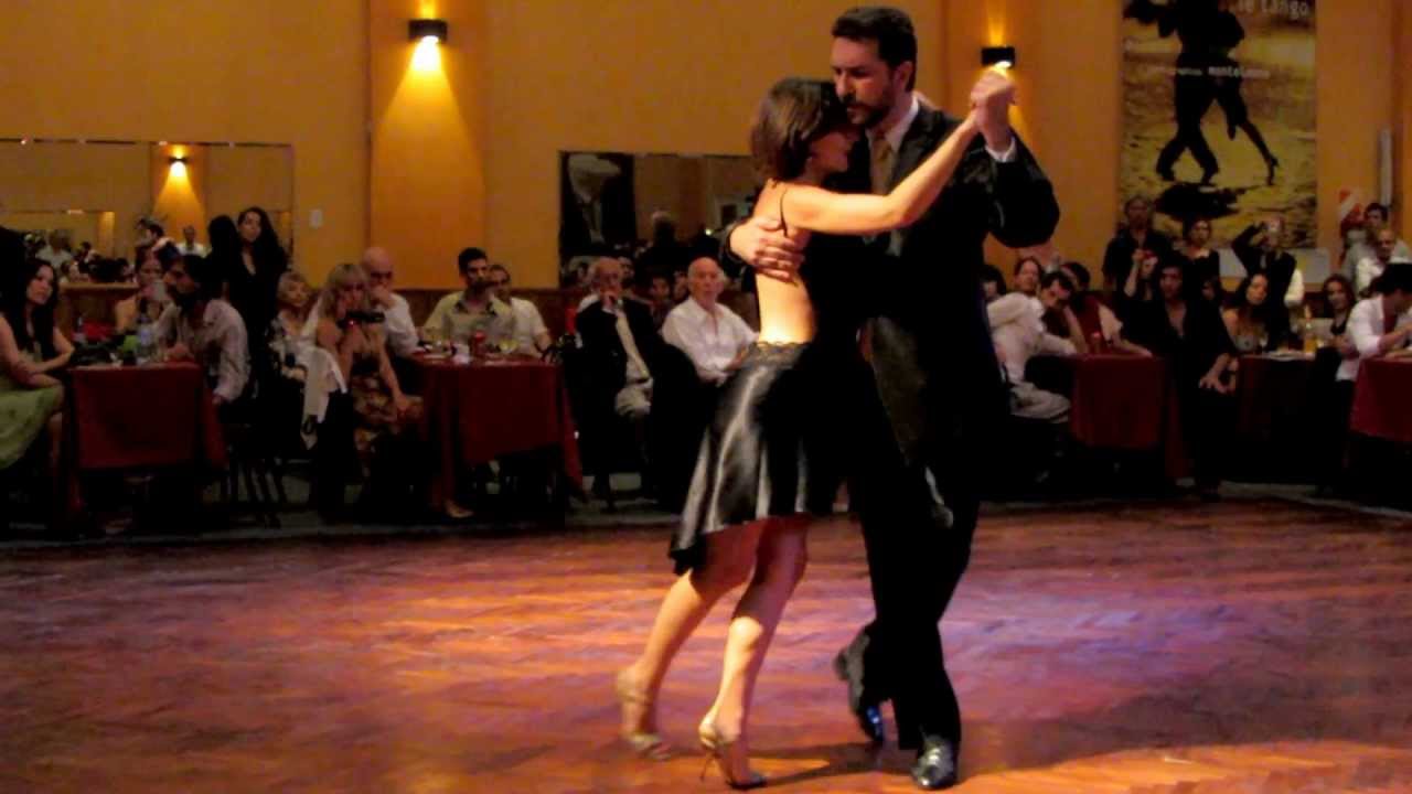 Gustavo Benzecry Sabá y María Olivera en Parakultural