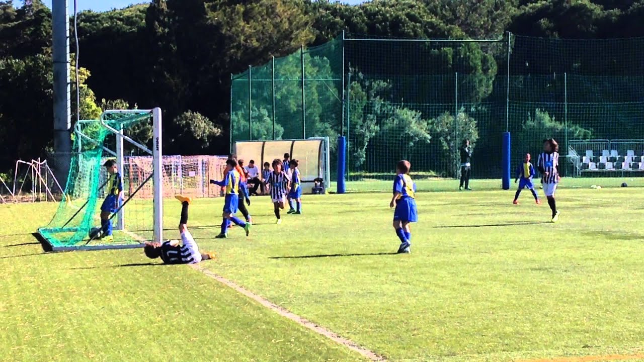 2014/15 20ª Jornada CIF 14-0 Atlético CP; 5º golo CIF - Henrique