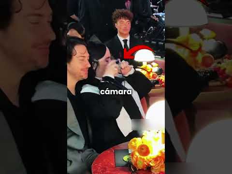 Las celebridades tuvieron que arreglárselas sin sus teléfonos