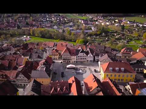 Rhön Drohne - Drohnenflug über das herbstliche Mellrichstadt / 1080p