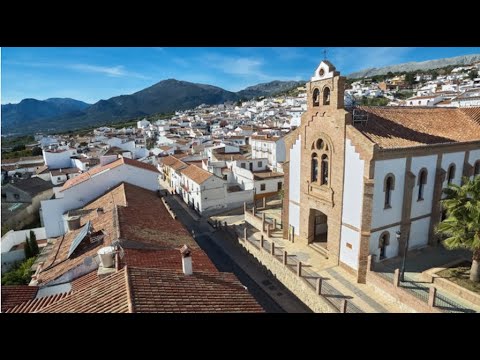 AbraCasaBra Real Estate presents: We welcome you in the beautiful white village of Periana