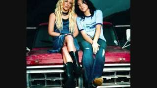 Stand Still, Look Pretty - The Wreckers (lyrics)