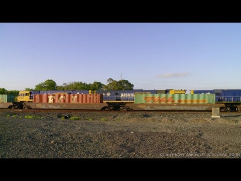 Two Long Freight Trains Cross At Gheringhap Loop (15/1/2017)- PoathTV Australian Railways