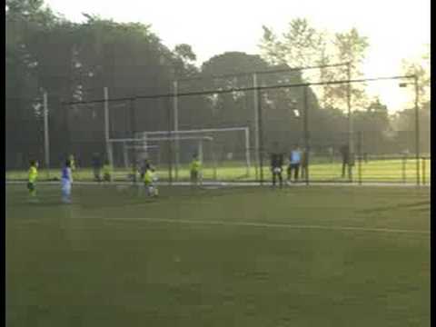 080927-06 LMO valt aan en scoort daarna ook 1-1