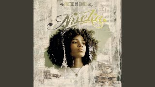 Musik-Video-Miniaturansicht zu Burning Bush (Everybody) Songtext von Nneka