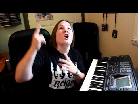 Swizz Beatz Hot 16 Contest 2011 WENZDAY ATEMZ (white female rapper/singer)