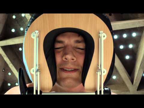 Lenovo YOGA Tablet 2 - Ashton Kutcher Massage