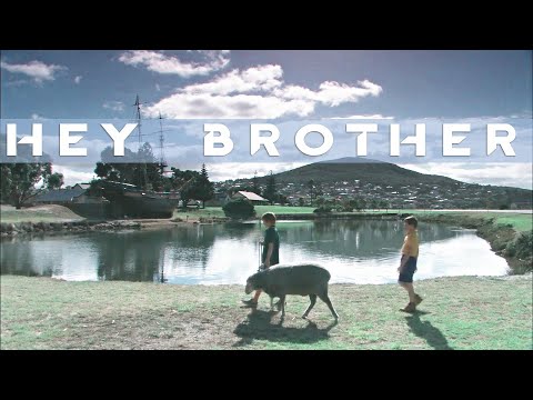 lockie & phillip ◢◤ hey brother