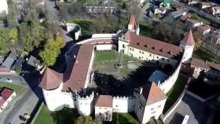 preview picture of video 'Bird's eye view of the castle Kežmarok.'