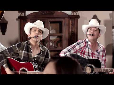 Jovanny Cadena y Su Estilo Privado - El Melate (En Vivo)