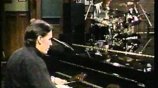 Squeeze Is It Too Late on Sunday Night