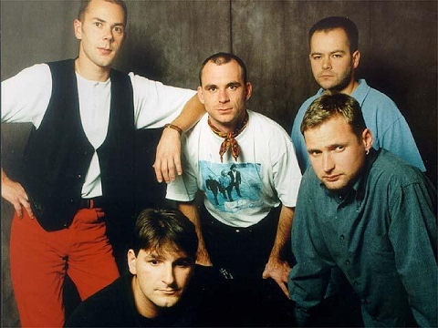 Skupina Ministri - Nočna Ptica