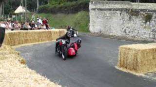 preview picture of video 'Le Puy Notre Dame 2011 Motos et Side cars'