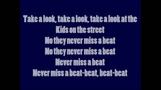 Never Miss A Beat  Kaiser Chiefs 1080p