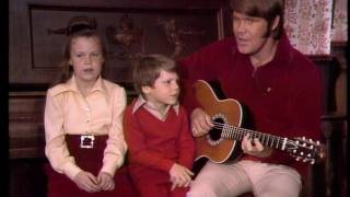 Glen with Kelli & Travis- The Glen Campbell Goodtime Hour: Christmas Special (1970) - Deck the Halls