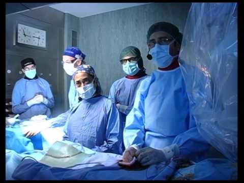 Congiunta sulle scricchiolii delle dita Esercizi di yoga per le articolazioni della mano