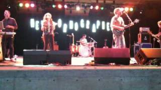 The New Pornographers - Moves