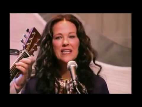 Neil Young and The Folksmen & co sing "A Mighty Wind" (video mashup)