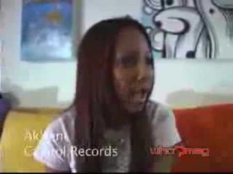 WHO?MAG Presents Ak'sent