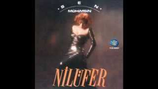 Nilüfer - Bir Dünya Doğuyor (1990)