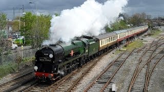 preview picture of video 'The 'ROYAL WESSEX' with Nos.35028 Clan Line + 67028 - 27/04/2012'
