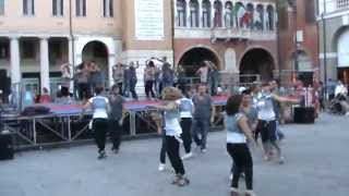 preview picture of video 'Los Rumberos: pricipianti-intermedi-avanzati a Rovigo, 14/9/2014'