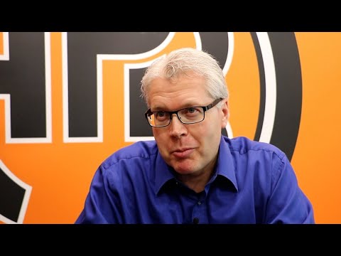 Urheilujohtaja Mika Toivolan haastattelu - katsaus uusiin pelaajiin ja joukkueen tilanteeseen.