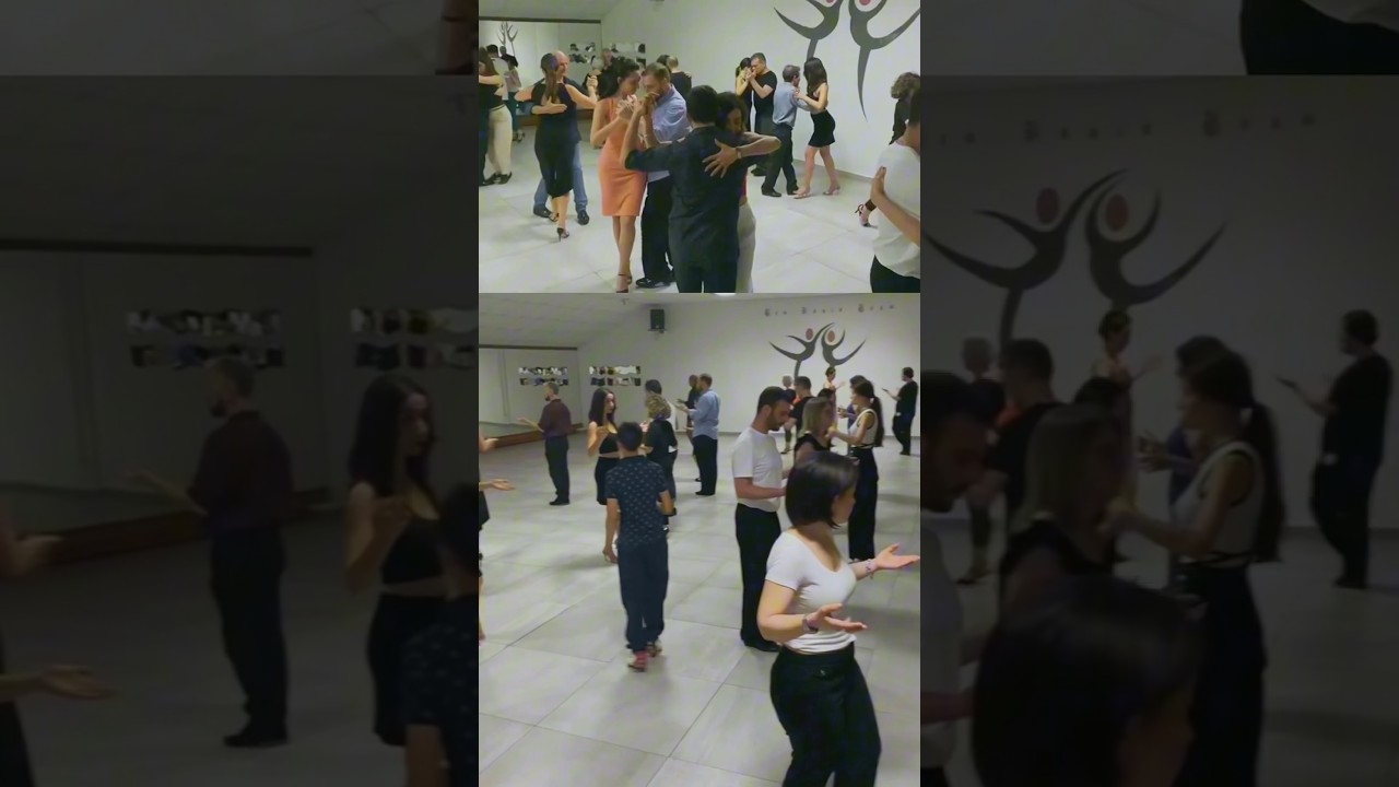 Hoy clase en Pompeo, Italiq. Gracias a los alumnos que asistieron a la clase de hoy 🇮🇹 #tango