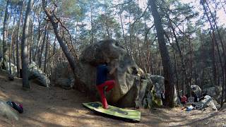 Video thumbnail of Tango 5-. Fontainebleau