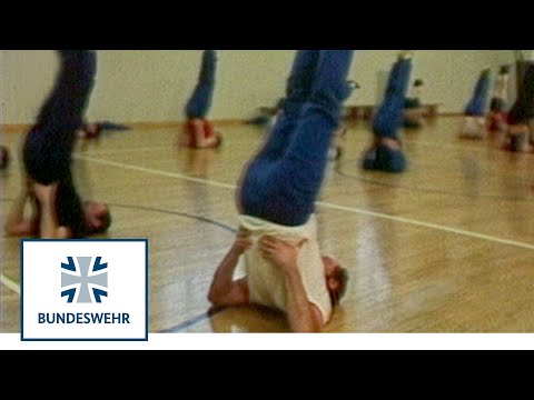 Classix | Rollentausch einer U-Boot-Besatzung (1983) | Bundeswehr