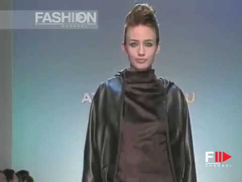 "Atil Kutoglu" Autumn Winter 2001 2002 2 of 3 New York Pret a Porter by Fashion Channel