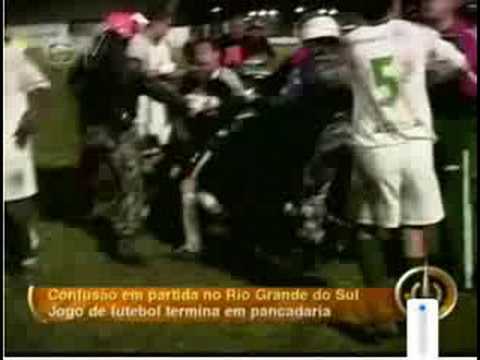 Jogo entre SP-RG e Riograndense-SM termina em Briga