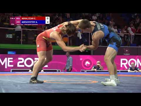 1/8 FS - 79 kg: E. MIHALCEAN (MDA) v. A. MIESUVIETOV (UKR)